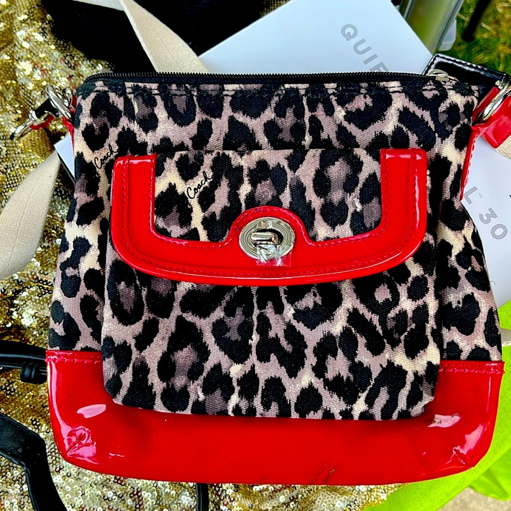 Vintage genuine couch crossbody